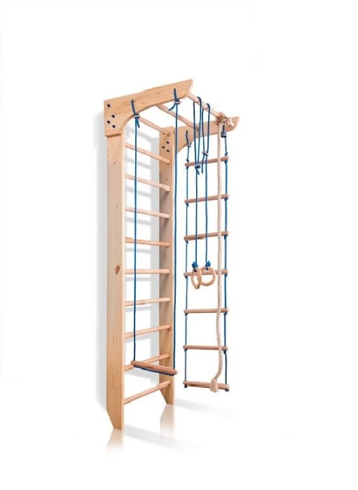 Kącik sportowy dla dzieci Bambino 240 cm z drewnianą drabinką, drążkiem, drabinką plecioną, pierścieniami gimnastycznymi, liną wspinaczkową i trapezem.