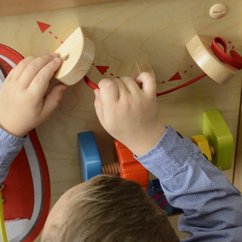 MASTERKIDZ Tablica Edukacyjna - Zręczność Manualna Sznurowanie